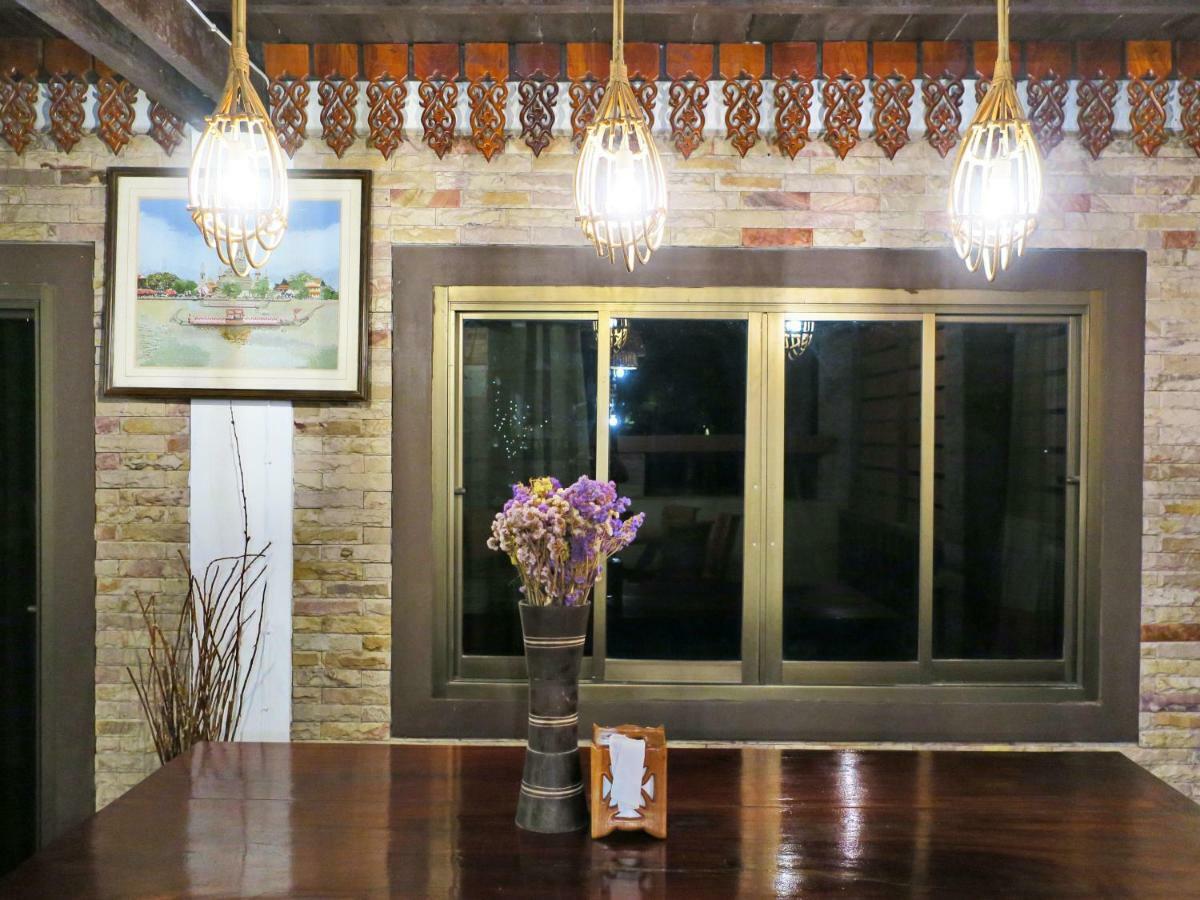 チェンライ フアン カウィン Est 58 ラーンナー ホーム&コレクション【SHA Extra+認定】 Bed & Breakfast エクステリア 写真